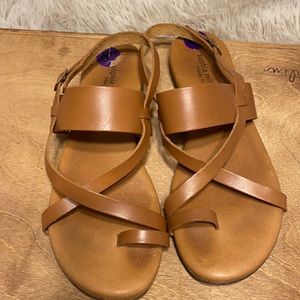 Sophia Milano sandal